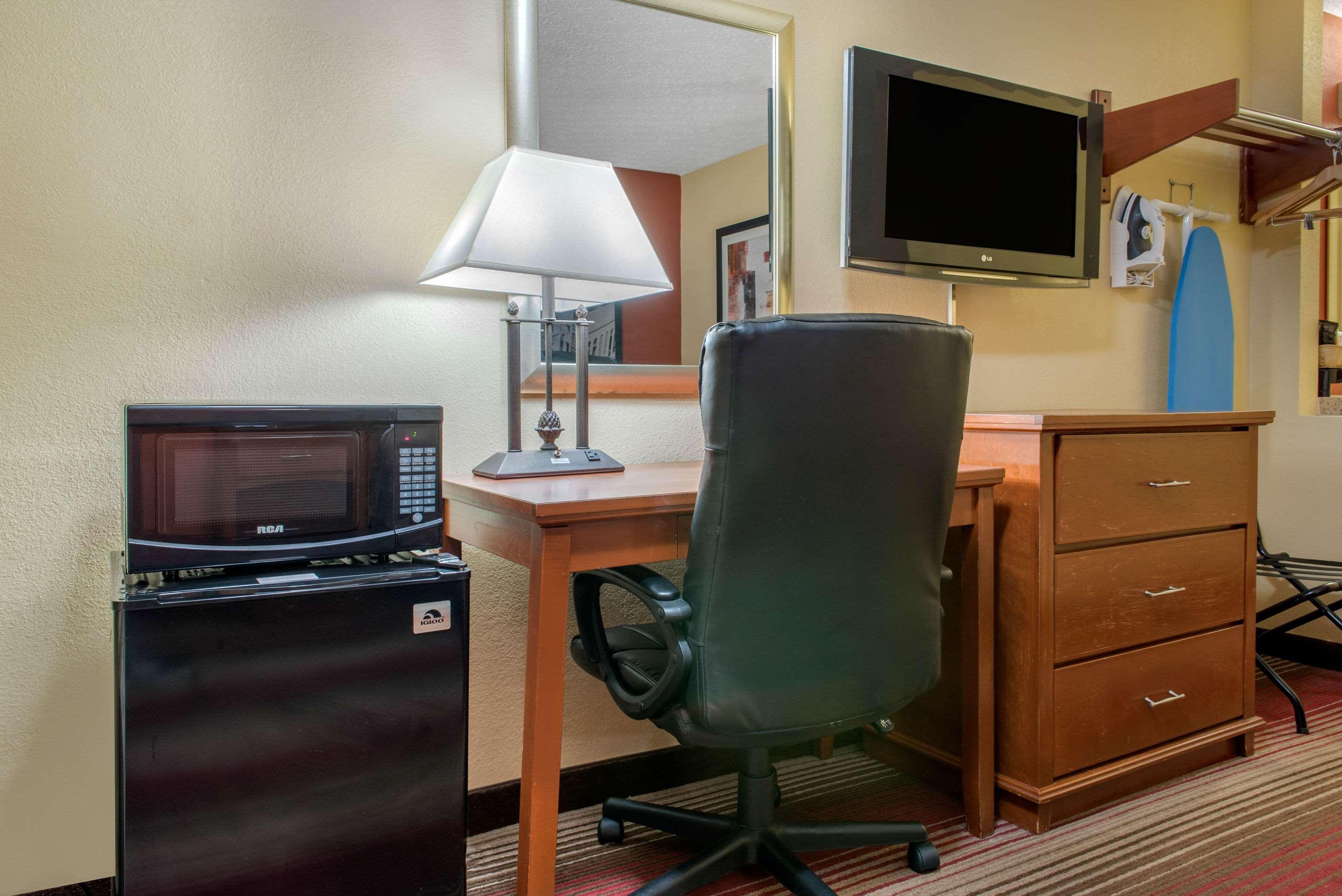 Quality Inn Columbus-East Ngoại thất bức ảnh