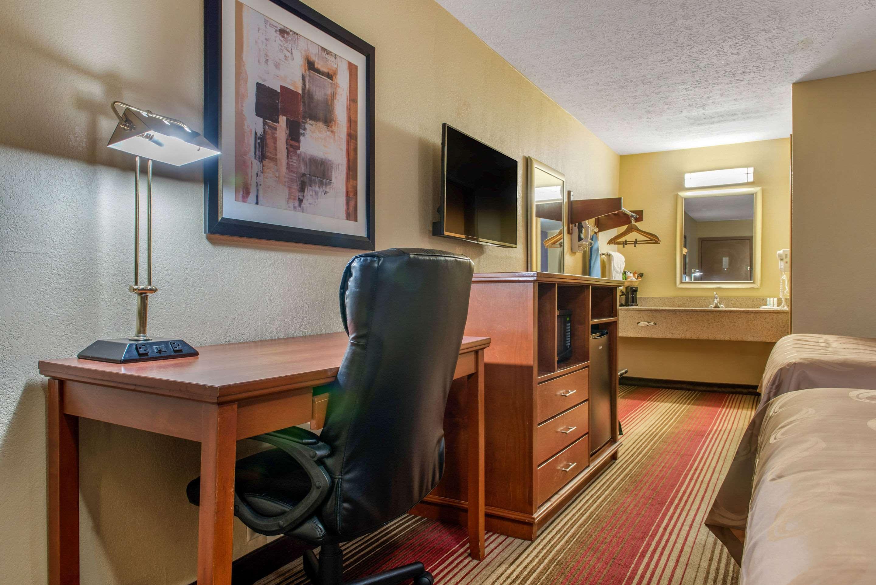 Quality Inn Columbus-East Ngoại thất bức ảnh
