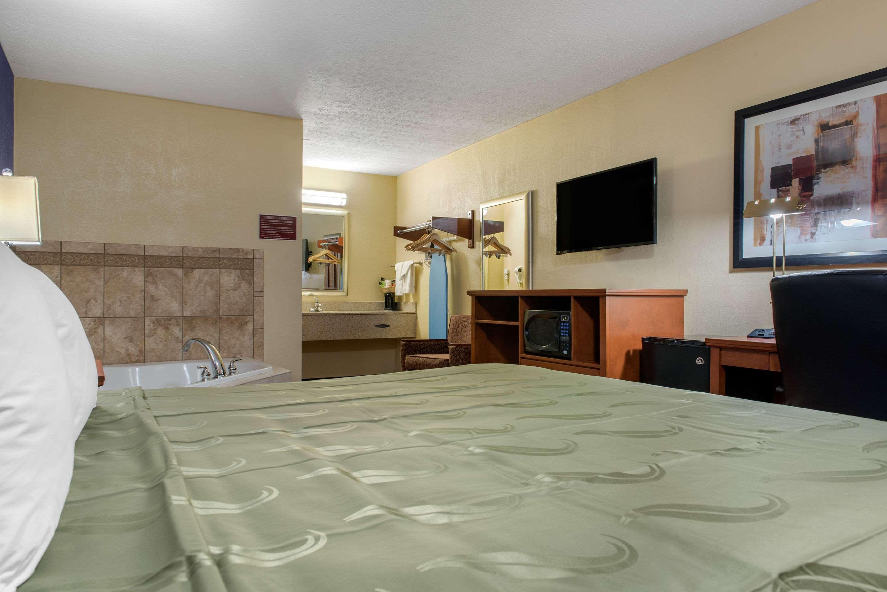 Quality Inn Columbus-East Ngoại thất bức ảnh