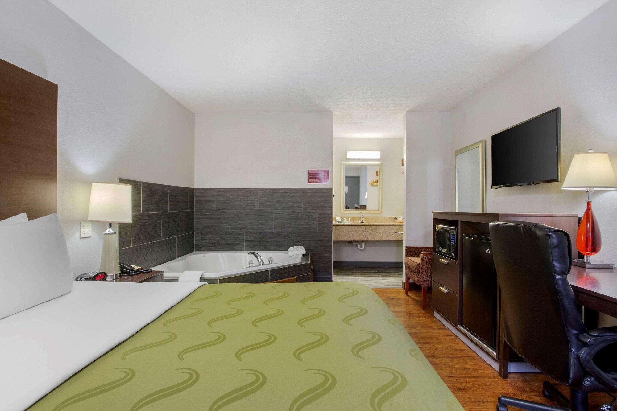 Quality Inn Columbus-East Ngoại thất bức ảnh