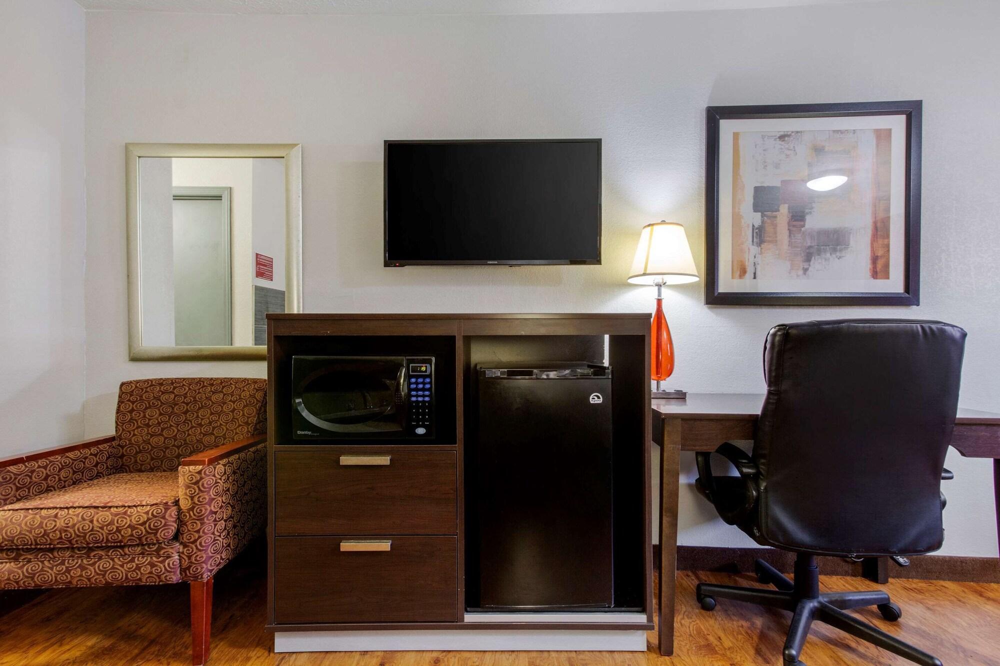 Quality Inn Columbus-East Ngoại thất bức ảnh